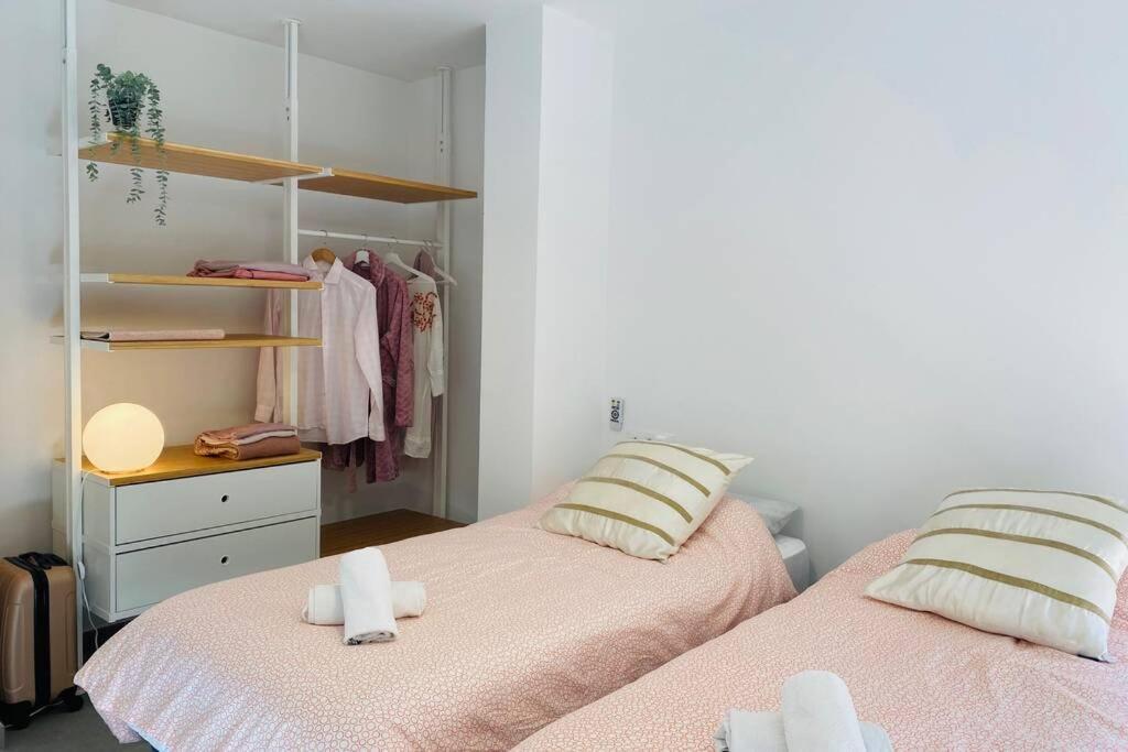 70 M2, Apartamento Cerca De La Playa, Apto Minusvalidos. Roses Buitenkant foto