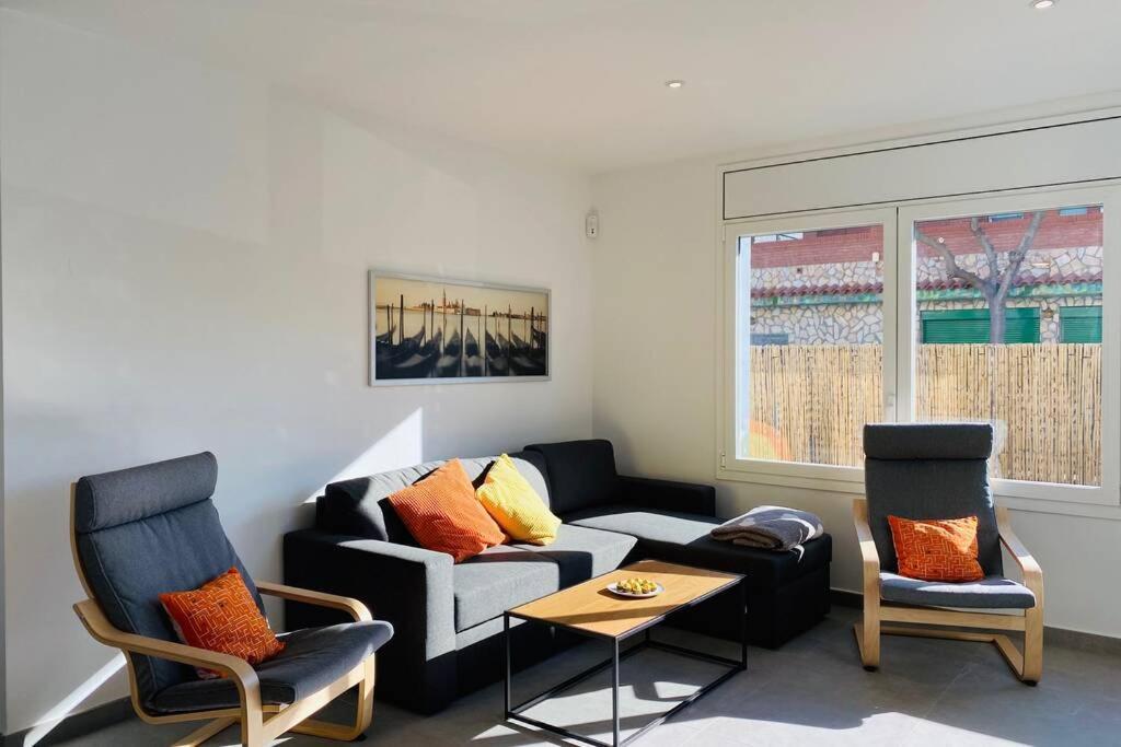 70 M2, Apartamento Cerca De La Playa, Apto Minusvalidos. Roses Buitenkant foto